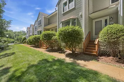 82 Patrick Rd #82, Tewksbury, MA 01876 - Photo 4