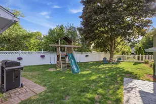79 Orange St, Reading, MA 01867 - Photo 36