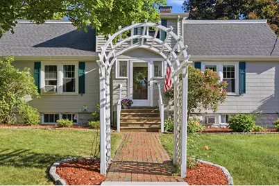 79 Orange Street, Reading, MA 01867 - Photo 2