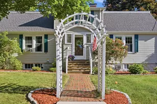 79 Orange St, Reading, MA 01867 - Photo 2