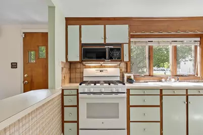 48 Chickering Street, Lawrence, MA 01843 - Photo 10