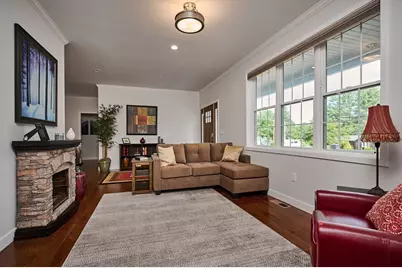 46 Pomeroy Street, Easthampton, MA 01027 - Photo 8