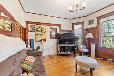 562 Main St, Medford, MA 02155 - Photo 16