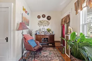562 Main St, Medford, MA 02155 - Photo 4