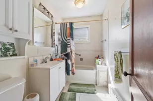 562 Main St, Medford, MA 02155 - Photo 22