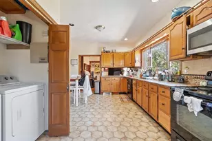 562 Main St, Medford, MA 02155 - Photo 18