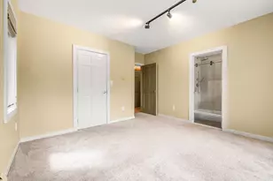 4 Swallow Ln, Dunstable, MA 01827 - Photo 16