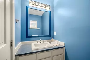 4 Swallow Ln, Dunstable, MA 01827 - Photo 14