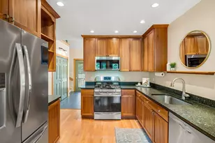 4 Swallow Ln, Dunstable, MA 01827 - Photo 4
