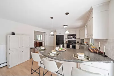 37 Davis St #2, Mansfield, MA 02048 - Photo 4