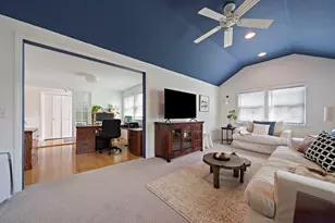 37 Davis St, Mansfield, MA 02048 - Photo 14