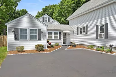37 Davis St #2, Mansfield, MA 02048 - Photo 1