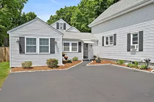 37 Davis St, Mansfield, MA 02048 - Photo 1
