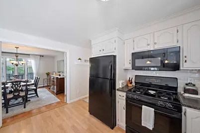 37 Davis St #2, Mansfield, MA 02048 - Photo 6