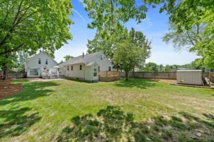 37 Davis St, Mansfield, MA 02048 - Photo 36