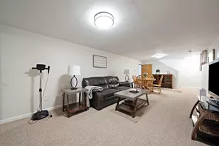 37 Davis St, Mansfield, MA 02048 - Photo 28