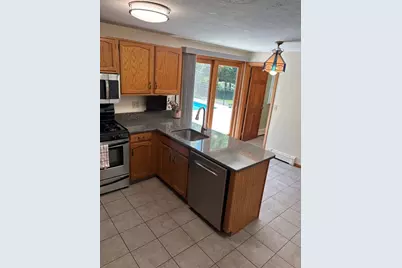 35 Houde St, Marlborough, MA 01752 - Photo 8