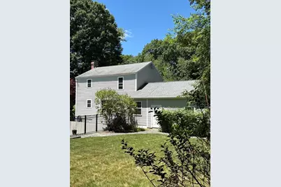 35 Houde St, Marlborough, MA 01752 - Photo 4