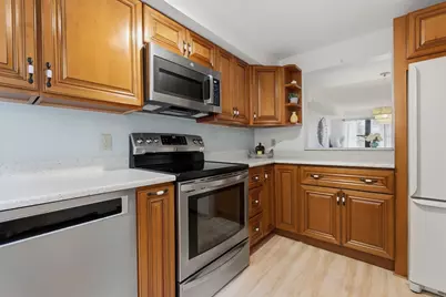 33 Maplewood Ave #20, Gloucester, MA 01930 - Photo 12
