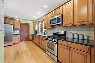 60-62 Cornell St #62, Boston, MA 02131 - Photo 10