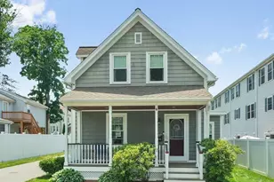 29 Ash St, Waltham, MA 02453 - Photo 30