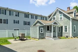 29 Ash St, Waltham, MA 02453 - Photo 34
