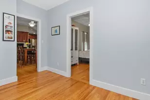 29 Ash St, Waltham, MA 02453 - Photo 14