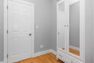 29 Ash St, Waltham, MA 02453 - Photo 18