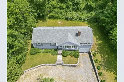 31 Clearwater Dr, Plymouth, MA 02360 - Photo 4