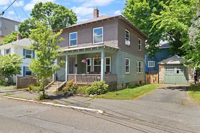 47 Wallis St, Beverly, MA 01915 - Photo 2