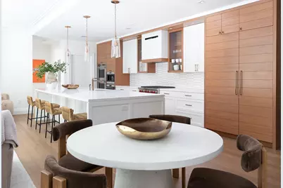 45 Temple St #103, Boston, MA 02114 - Photo 2