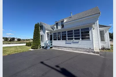 32 Eastern Ave, Essex, MA 01929 - Photo 4