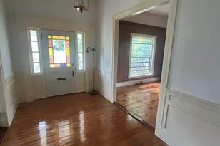 33 Burbank St, Millbury, MA 01527 - Photo 6