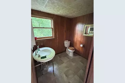 33 Burbank St, Millbury, MA 01527 - Photo 18