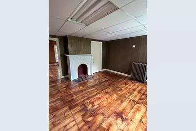 33 Burbank St, Millbury, MA 01527 - Photo 10