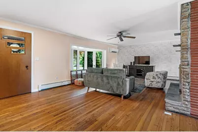 6 Valley Ln, Easthampton, MA 01027 - Photo 10