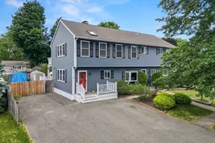 6 Vista Dr, Danvers, MA 01923 - Photo 2