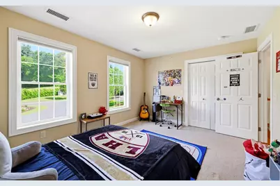 4 N Hills Ln, Wilbraham, MA 01095 - Photo 22