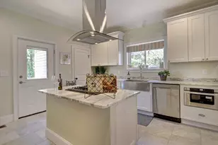287 Walnut Ave, Boston, MA 02119 - Photo 10