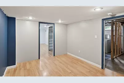 881 Roosevelt Ave, Springfield, MA 01109 - Photo 24