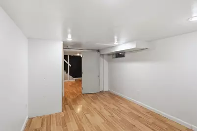 881 Roosevelt Ave, Springfield, MA 01109 - Photo 28