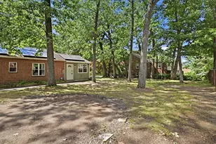 881 Roosevelt Ave, Springfield, MA 01109 - Photo 34