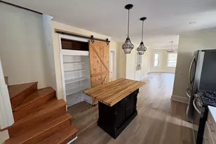 19 Bellingham Ave, Everett, MA 02149 - Photo 8