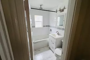 19 Bellingham Ave, Everett, MA 02149 - Photo 10