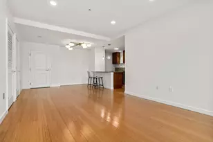16 Miner St, Boston, MA 02115 - Photo 14