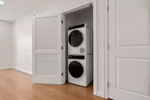 16 Miner St, Boston, MA 02115 - Photo 10