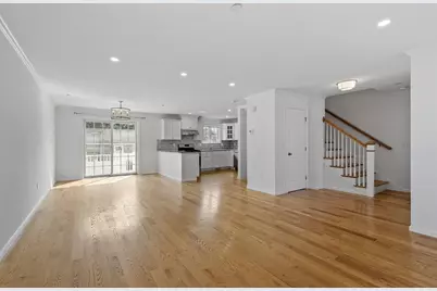 27 Mill St #D, Quincy, MA 02169 - Photo 8