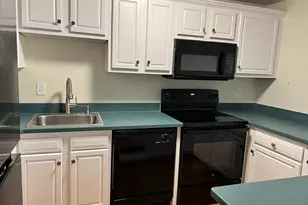 20 Abbey Rd, Leominster, MA 01453 - Photo 2