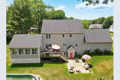 319 Cushing St, Stoughton, MA 02072 - Photo 2