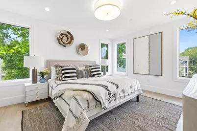 11 Hubbard Avenue, Cambridge, MA 02140 - Photo 14